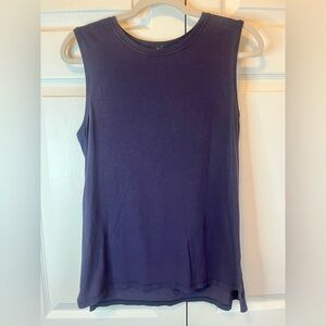 sleeveless purple top size 6